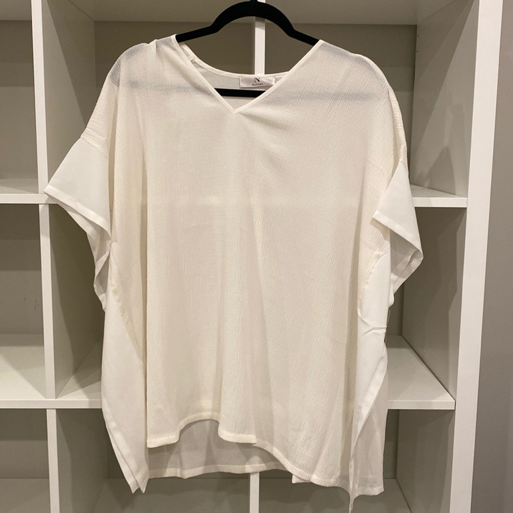 NWT: Natori tunic top, size XS